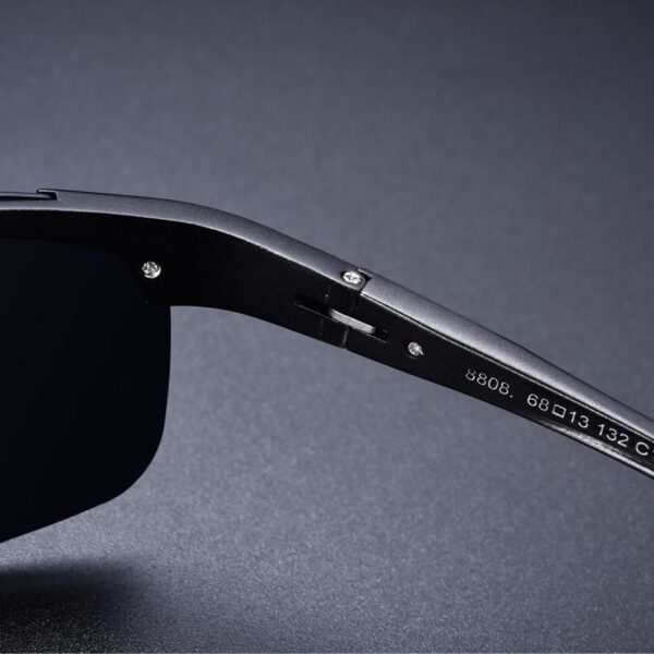 HD Polarized Pilot Sunglasses for Men - UV400 Protection Color-Changing Driving Eyewear - Image 5